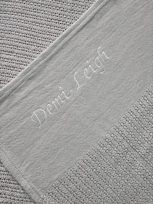 Cellular Blanket with Personalised Panel
